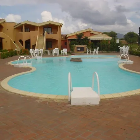Casa Vacanza A Porto Istana Murta Maria Exterior photo